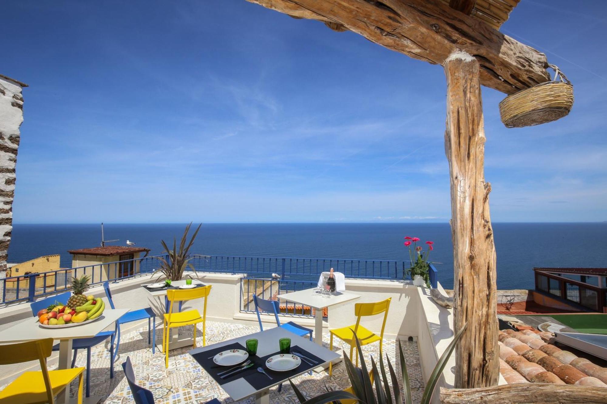 B&B Domos Mi & Ro Кастелсардо Екстериор снимка