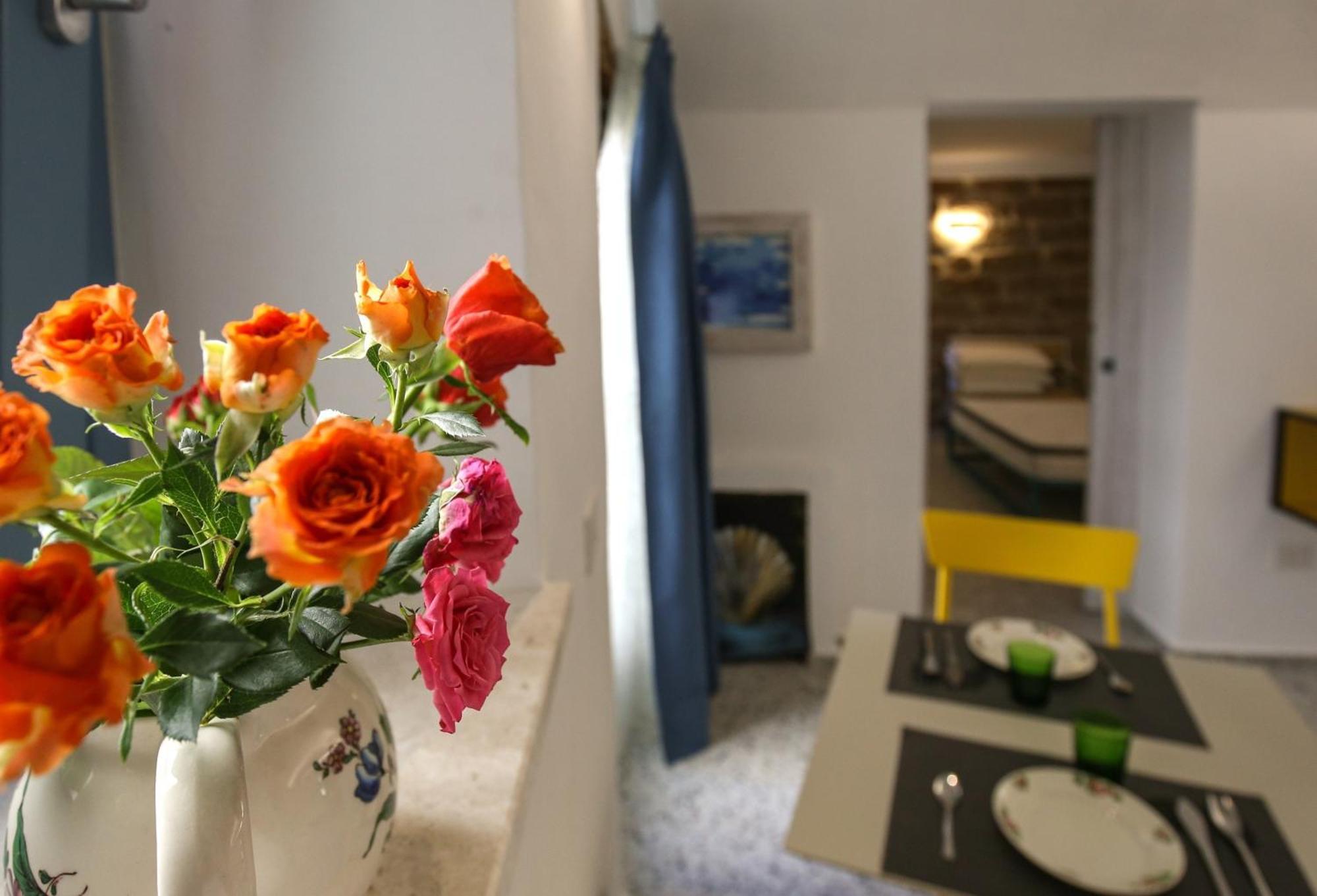 B&B Domos Mi & Ro Кастелсардо Екстериор снимка